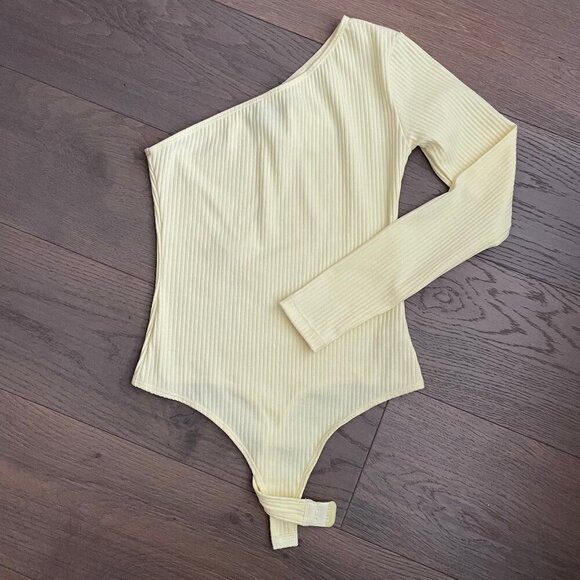 OW Intimates Scandinavia Twiga 1 Shoulder Ribbed Poly Bodysuit Pale Yellow Sz 2 - Picture 1 of 12